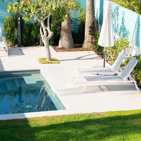 Villa 2 *